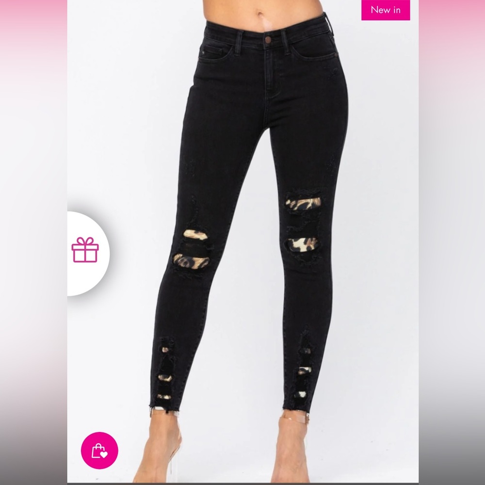 Judy Blue Walk on the Wild Side Jeans